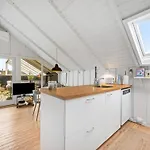 Kamile - 400m From The Sea By Interhome Vakantiehuis