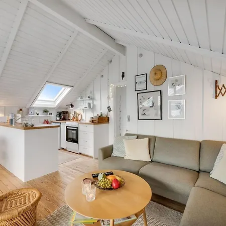 Vakantiehuis Kamile - 400m From The Sea By Interhome *